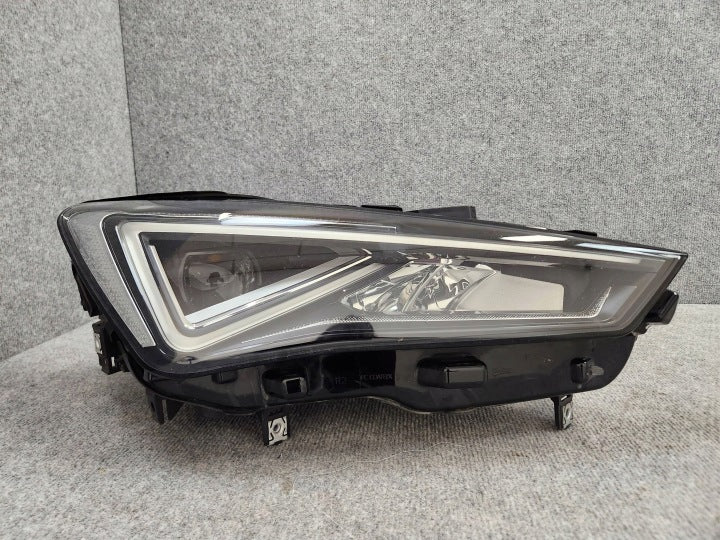 Frontscheinwerfer Seat Leon 5FB941008F LED Rechts Scheinwerfer Headlight SCH2875689571io