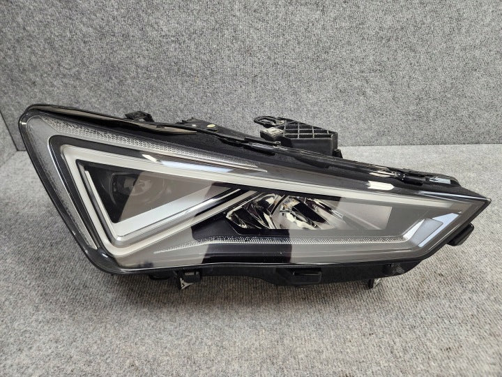 Frontscheinwerfer Seat Leon 5FB941008F LED Rechts Scheinwerfer Headlight SCH2875689571io