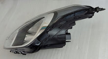 Load image into Gallery viewer, Frontscheinwerfer Hyundai I10 92101-B9000 Links Scheinwerfer Headlight SCH2880729468hy