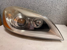 Load image into Gallery viewer, Frontscheinwerfer Volvo Xc60 I 89902825 Rechts Scheinwerfer Headlight SCH2888135284np