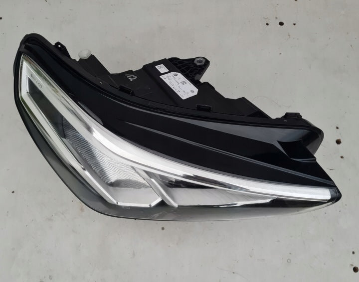 Frontscheinwerfer BMW X1 5A9A222-01 LED Rechts Scheinwerfer Headlight SCH2888403316jj