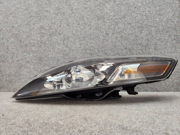 Frontscheinwerfer Ford Mondeo I CS7113D154AC CS7113D155AC Xenon Ein Satz SCH2891305939ez