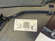 Load image into Gallery viewer, Frontscheinwerfer VW Passat 3J1941005 Links Scheinwerfer Headlight SCH2898270230uq