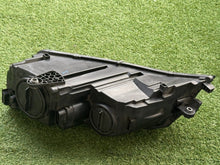 Laden Sie das Bild in den Galerie-Viewer, Frontscheinwerfer Skoda Octavia III 5E1941016C Rechts Scheinwerfer Headlight SCH2900103941vb