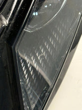 Laden Sie das Bild in den Galerie-Viewer, Frontscheinwerfer Skoda Karoq 57B941036B Ein Satz Scheinwerfer Headlight SCH2906028545gt