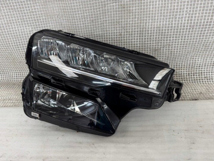 Frontscheinwerfer Skoda Karoq 57B941010 Rechts Scheinwerfer Headlight SCH2907945062bb