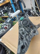 Load image into Gallery viewer, Frontscheinwerfer Renault Trafic III 260607934R Links Scheinwerfer Headlight SCH2916330787ru