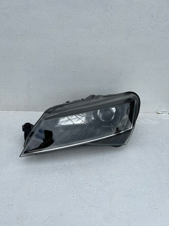 Frontscheinwerfer Skoda Superb 3V1941015A 3V1941016A Ein Satz Headlight SCH2927166304kn