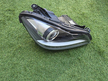 Laden Sie das Bild in den Galerie-Viewer, Frontscheinwerfer Mercedes-Benz W204 A2048204439 Rechts Scheinwerfer Headlight SCH2928252384dh