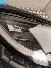 Laden Sie das Bild in den Galerie-Viewer, Frontscheinwerfer Tesla Model 3 176088900F Rechts Scheinwerfer Headlight SCH2934627437yb