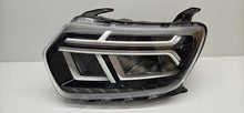 Laden Sie das Bild in den Galerie-Viewer, Frontscheinwerfer Dacia Duster 260602465 LED Links Scheinwerfer Headlight SCH2941168662kh