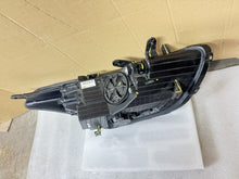Laden Sie das Bild in den Galerie-Viewer, Frontscheinwerfer Hyundai I30 92101A6000 Links Scheinwerfer Headlight SCH2954727233ut