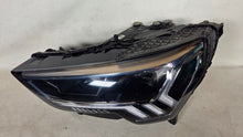 Laden Sie das Bild in den Galerie-Viewer, Frontscheinwerfer Audi Q3 83A941033 Links Scheinwerfer Headlight SCH2972782254wg