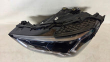 Laden Sie das Bild in den Galerie-Viewer, Frontscheinwerfer Audi Q3 83A941033 Links Scheinwerfer Headlight SCH2972782254wg