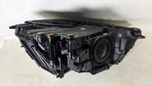 Laden Sie das Bild in den Galerie-Viewer, Frontscheinwerfer Audi Q3 83A941033 Links Scheinwerfer Headlight SCH2972782254wg