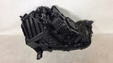 Laden Sie das Bild in den Galerie-Viewer, Frontscheinwerfer Audi Q3 83A941033 Links Scheinwerfer Headlight SCH2972782254wg