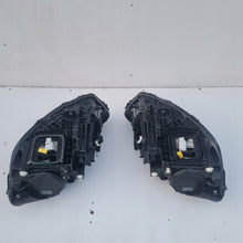 Laden Sie das Bild in den Galerie-Viewer, Frontscheinwerfer Mercedes-Benz W177 A1779065303 A1779065600 Xenon Ein Satz SCH2973784199ll