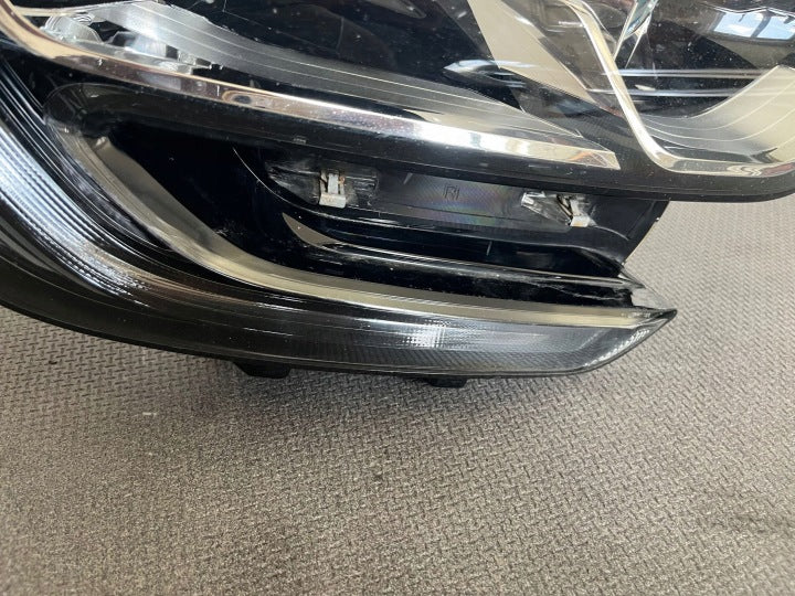 Frontscheinwerfer Renault Megane Hatchback IV I 260100478R Rechts Headlight SCH2979314257xv
