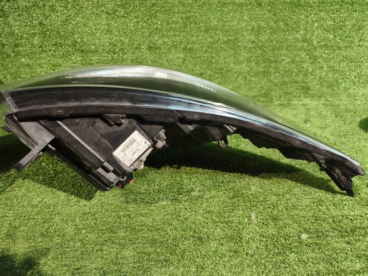 Frontscheinwerfer Renault Trafic III 260109054R Rechts Scheinwerfer Headlight SCH2981658466ed