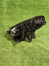 Laden Sie das Bild in den Galerie-Viewer, Frontscheinwerfer Renault Trafic III 260109054R Rechts Scheinwerfer Headlight SCH2981658466ed