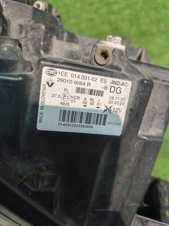 Frontscheinwerfer Renault Trafic III 260109054R Rechts Scheinwerfer Headlight SCH2981658466ed