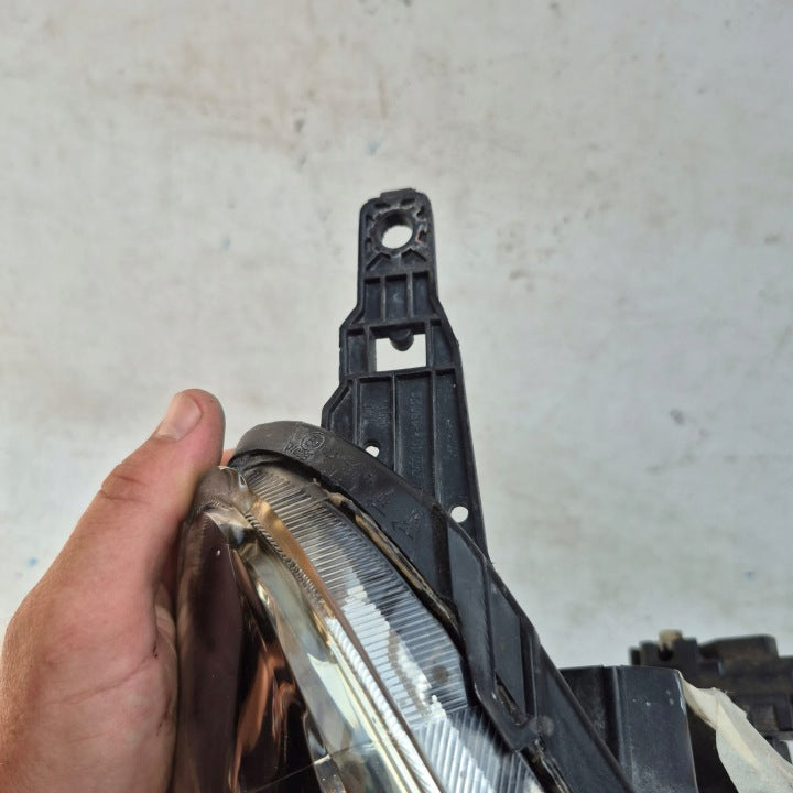 Frontscheinwerfer Nissan Micra I 100-18022 Rechts Scheinwerfer Headlight SCH2988177743yw