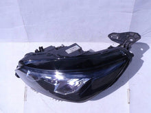 Laden Sie das Bild in den Galerie-Viewer, Frontscheinwerfer Peugeot 2008 208 II 9833036380 LED Links Headlight SCH2988795262eo