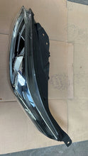 Laden Sie das Bild in den Galerie-Viewer, Frontscheinwerfer Kia Ceed J792111010 Links Scheinwerfer Headlight SCH2999452809ze