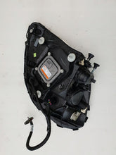 Load image into Gallery viewer, Frontscheinwerfer Chevrolet Corvette C6 227930013 Xenon Rechts oder Links SCH3001390186sy