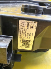Laden Sie das Bild in den Galerie-Viewer, Frontscheinwerfer Seat Tarraco 5FJ941774B LED Rechts Scheinwerfer Headlight SCH3001758037pm