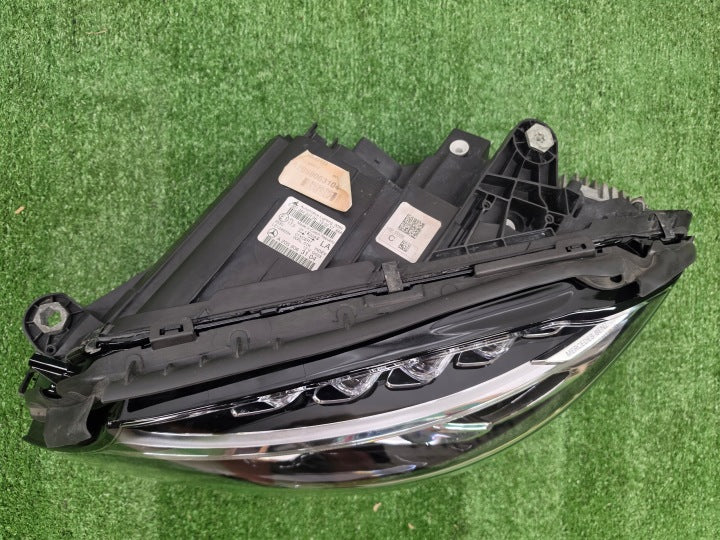 Frontscheinwerfer Mercedes-Benz W205 A205 A2059063104 LED Links Headlight SCH3001951913oc