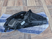 Laden Sie das Bild in den Galerie-Viewer, Frontscheinwerfer Tesla Model 3 151495200D LED Links Scheinwerfer Headlight SCH3004447371ab