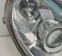 Laden Sie das Bild in den Galerie-Viewer, Frontscheinwerfer Mercedes-Benz W203 A2038203861 Rechts Scheinwerfer Headlight SCH3006462327td