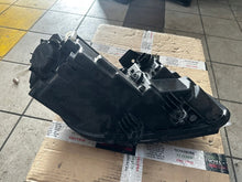 Laden Sie das Bild in den Galerie-Viewer, Frontscheinwerfer Hyundai Kona J9921-63010 Links Scheinwerfer Headlight SCH3012381077hf