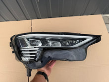 Laden Sie das Bild in den Galerie-Viewer, Frontscheinwerfer Audi Etron 4KE941040 Full LED Rechts Scheinwerfer Headlight SCH3013326371oq