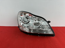 Laden Sie das Bild in den Galerie-Viewer, Frontscheinwerfer Mercedes-Benz W164 A1648203261 Rechts Scheinwerfer Headlight SCH3016031220fh