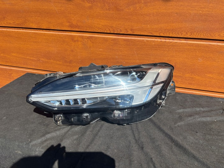 Frontscheinwerfer Volvo S90 V90 31655734 LED Links Scheinwerfer Headlight SCH3017358501nm