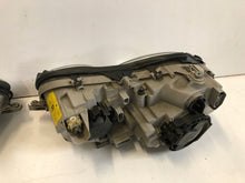 Load image into Gallery viewer, Frontscheinwerfer Mercedes-Benz 2158201961 Ein Stück (Rechts oder Links) SCH3018078046kn
