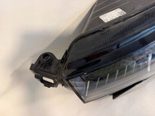 Laden Sie das Bild in den Galerie-Viewer, Frontscheinwerfer Skoda Karoq 57B941035B Links Scheinwerfer Headlight SCH3020872791es