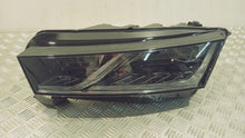Laden Sie das Bild in den Galerie-Viewer, Frontscheinwerfer Skoda Octavia IV 5E4941015B LED Links Scheinwerfer Headlight SCH3030397498rf