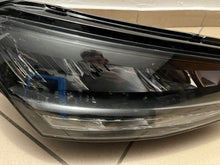 Laden Sie das Bild in den Galerie-Viewer, Frontscheinwerfer Skoda Fabia IV 6VB941016 Full LED Rechts Headlight SCH3032658442on