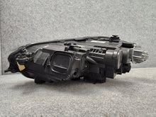 Laden Sie das Bild in den Galerie-Viewer, Frontscheinwerfer VW Polo 2G1941036M LED Rechts Scheinwerfer Headlight SCH3035691019mg