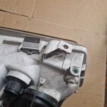 Laden Sie das Bild in den Galerie-Viewer, Frontscheinwerfer Audi Coupe 13883700 Links Scheinwerfer Headlight SCH3039270477eq