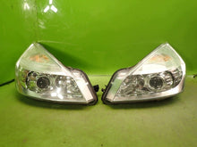 Laden Sie das Bild in den Galerie-Viewer, Frontscheinwerfer Renault Espace IV 8200394707 8200394706 Xenon Ein Satz SCH3039415427my