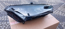 Laden Sie das Bild in den Galerie-Viewer, Frontscheinwerfer Skoda Enyaq IV 5LB941016A Rechts Scheinwerfer Headlight SCH3053063769qk