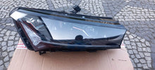 Laden Sie das Bild in den Galerie-Viewer, Frontscheinwerfer Skoda Enyaq IV 5LB941016A Rechts Scheinwerfer Headlight SCH3053063769qk