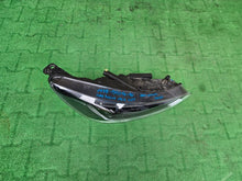 Laden Sie das Bild in den Galerie-Viewer, Frontscheinwerfer Ford Focus NX7B-13E016-AG Rechts Scheinwerfer Headlight SCH3054655069rs