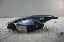 Laden Sie das Bild in den Galerie-Viewer, Frontscheinwerfer Ford Focus MX7B-13E014-EB Rechts Scheinwerfer Headlight SCH3056900726oz