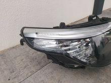 Laden Sie das Bild in den Galerie-Viewer, Frontscheinwerfer BMW E60 E61 7045692-06 Rechts Scheinwerfer Headlight SCH3060983910ik
