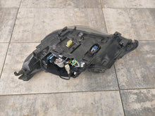 Laden Sie das Bild in den Galerie-Viewer, Frontscheinwerfer BMW E60 E61 7045692-06 Rechts Scheinwerfer Headlight SCH3060983910ik